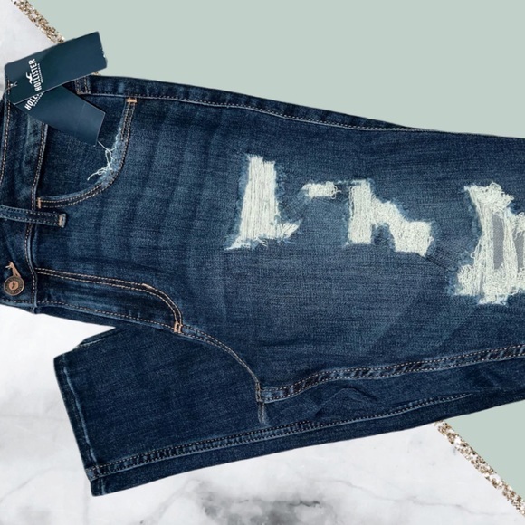 Hollister Mid Rise Super Skinny Jeans - Picture 2 of 2